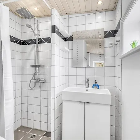 Anneke - 1-3km From The Sea By Interhome Idestrup